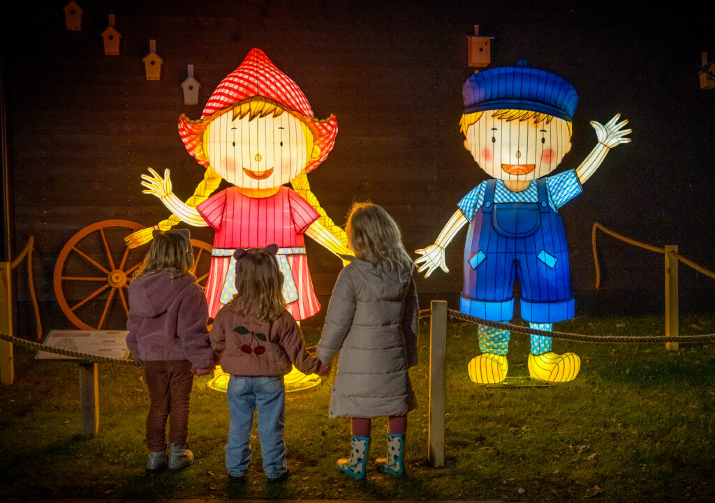 Fien & Teun Winterdorp 2025 lichtparade