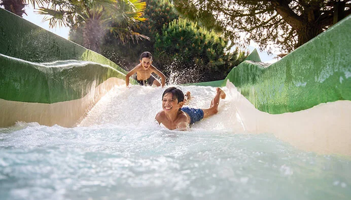 Wildwaterbaan vakantieparken 